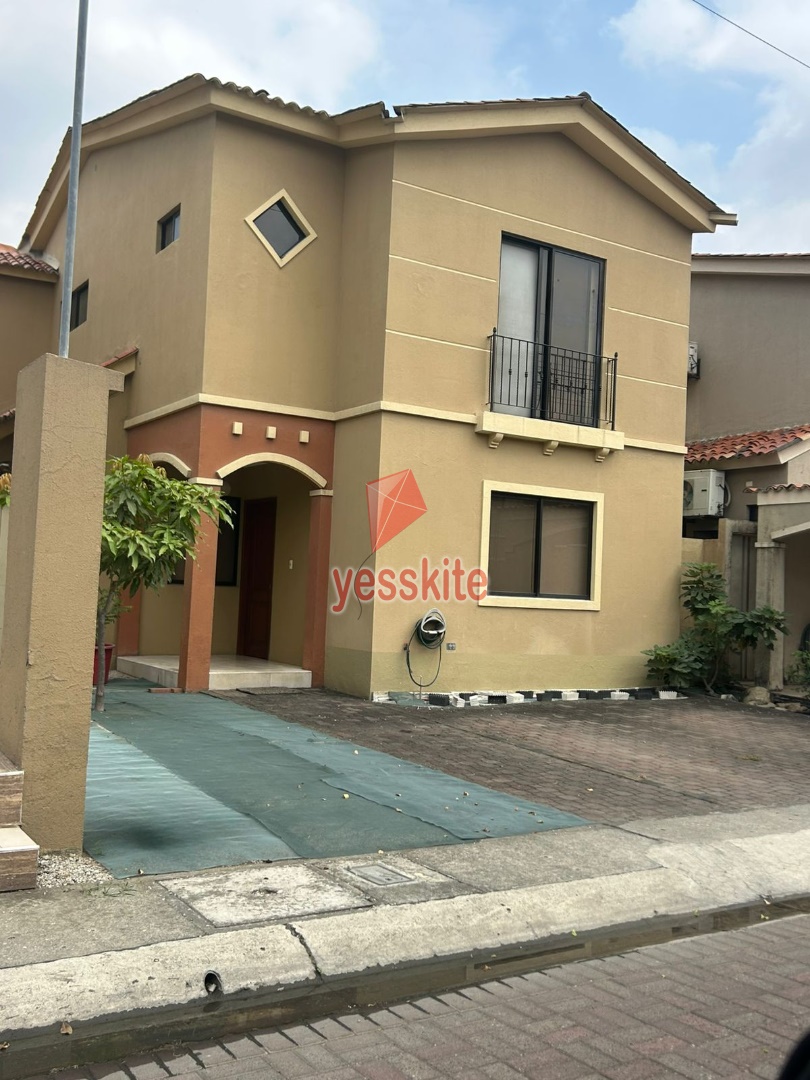 Alq. Casa 2P-Plaza Madeira24