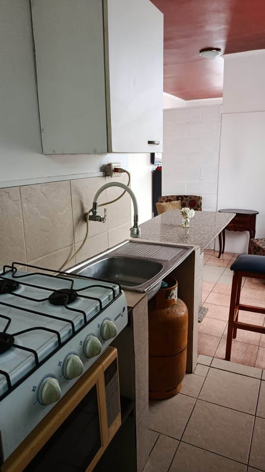 Depto Seminiamueblado Simon Bolivar3