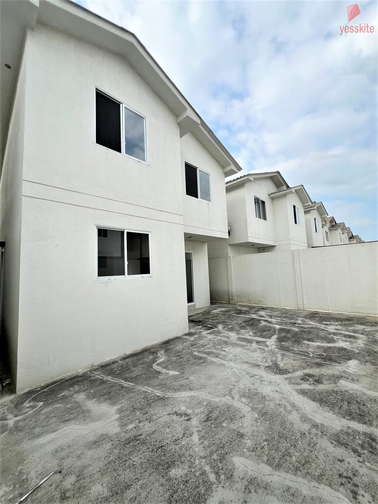 Patio posterior2